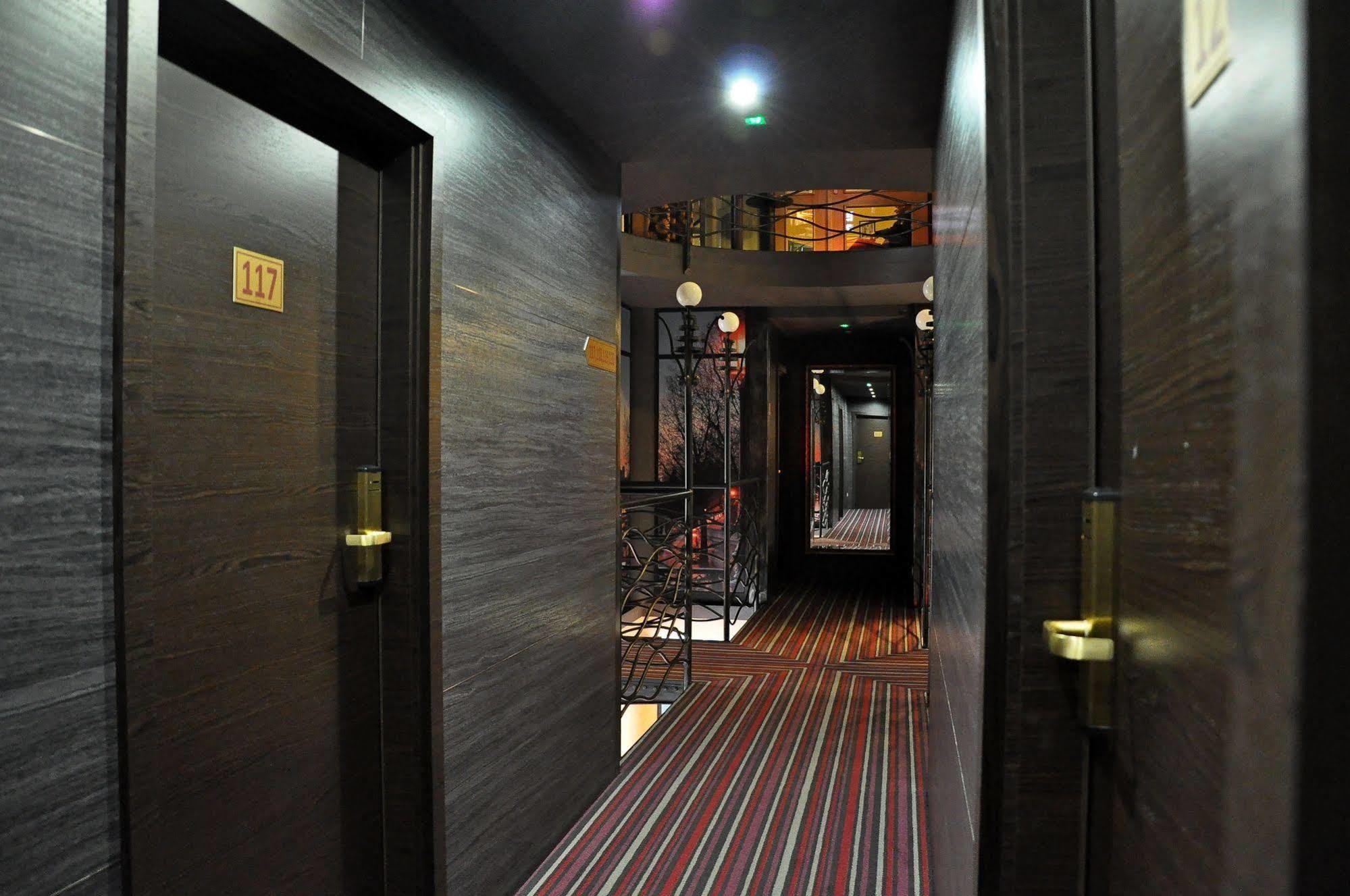 Hotel Atrium Nowy Tomyśl Exteriér fotografie